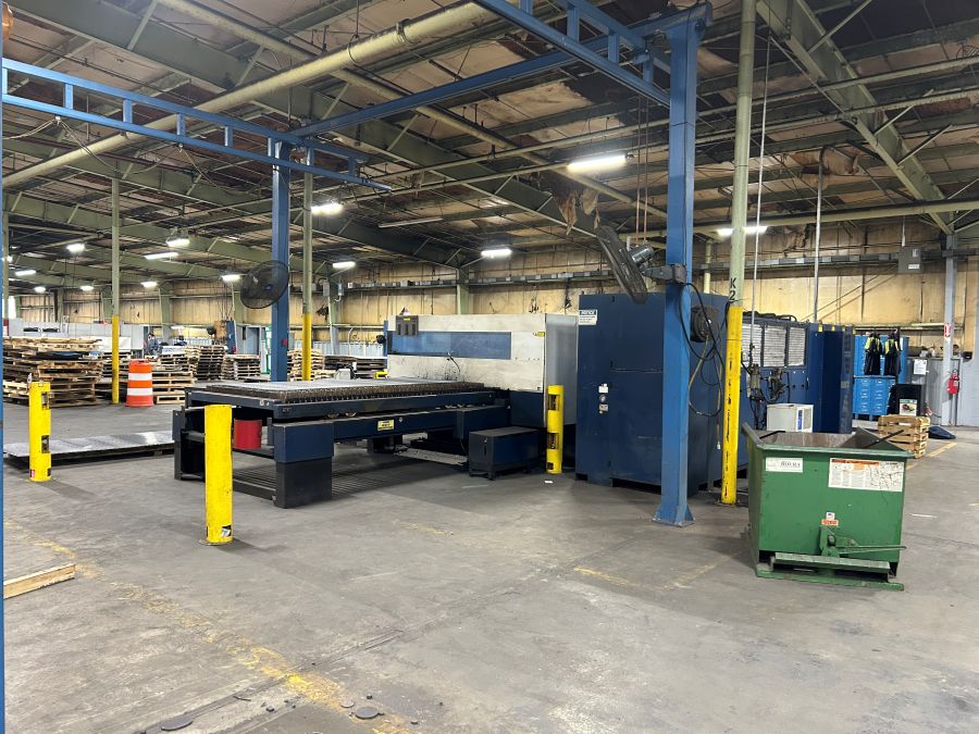 1009-Trumpf-TruLaser-3030-5kW-Side