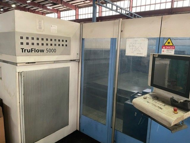 1010-Trumpf-TruLaser-3030-5kW-Control-and-Resonator