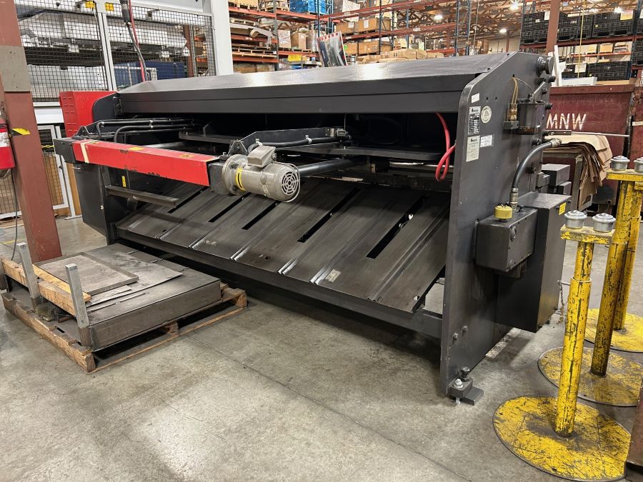 1118-Amada-M2560-Power-Squaring-Shear-Back