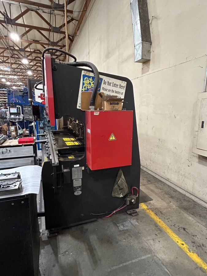 1119-Amada-RG100-Press-Brake-Side