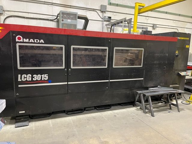1125-Amada-LCG-3015-Side