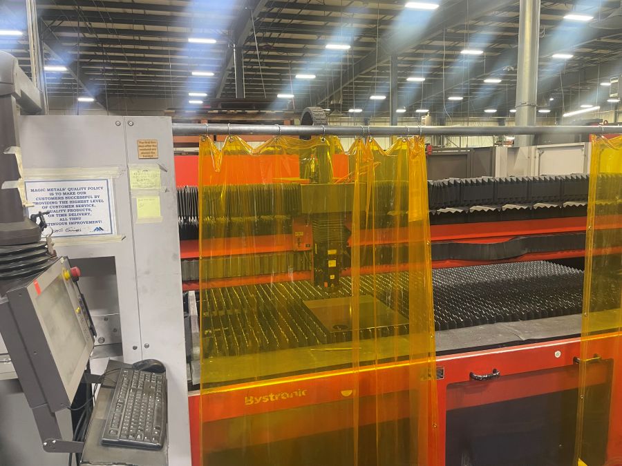 1130-Bystronic-ByStar-3015-Laser-4kW-Op-Side