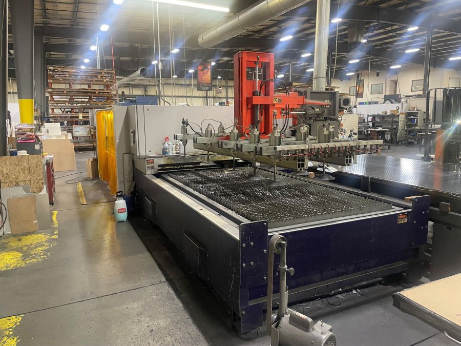 1130-Bystronic-ByStar-3015-Laser-4kW-Shuttle-Tables