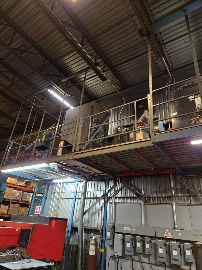 1131-Amada-Quattro-2kW-Chiller-and-Dust-Collector