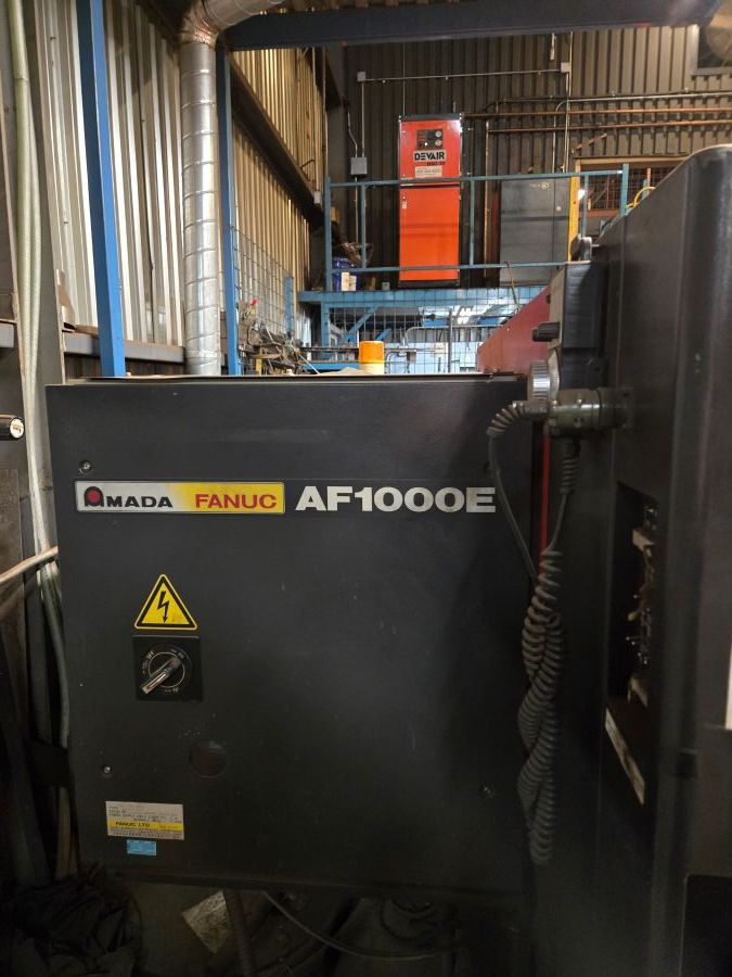 1132-Amada-Quattro-1kW-Resonator