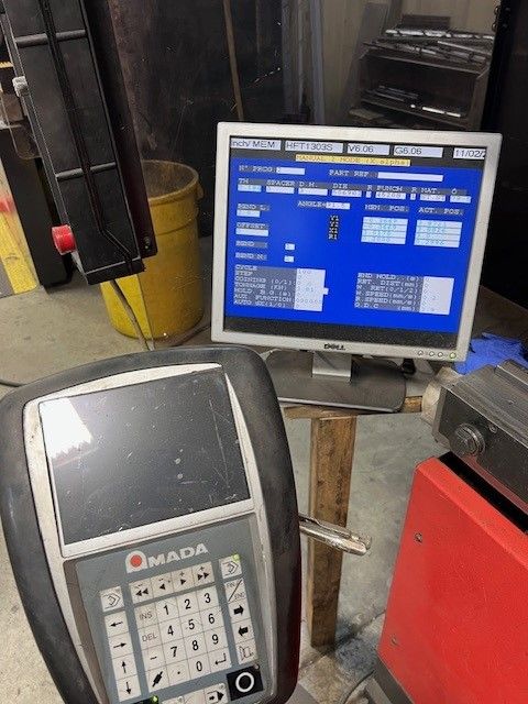 1133-Amada-HFT-1303-Control-Pad-and-Monitor