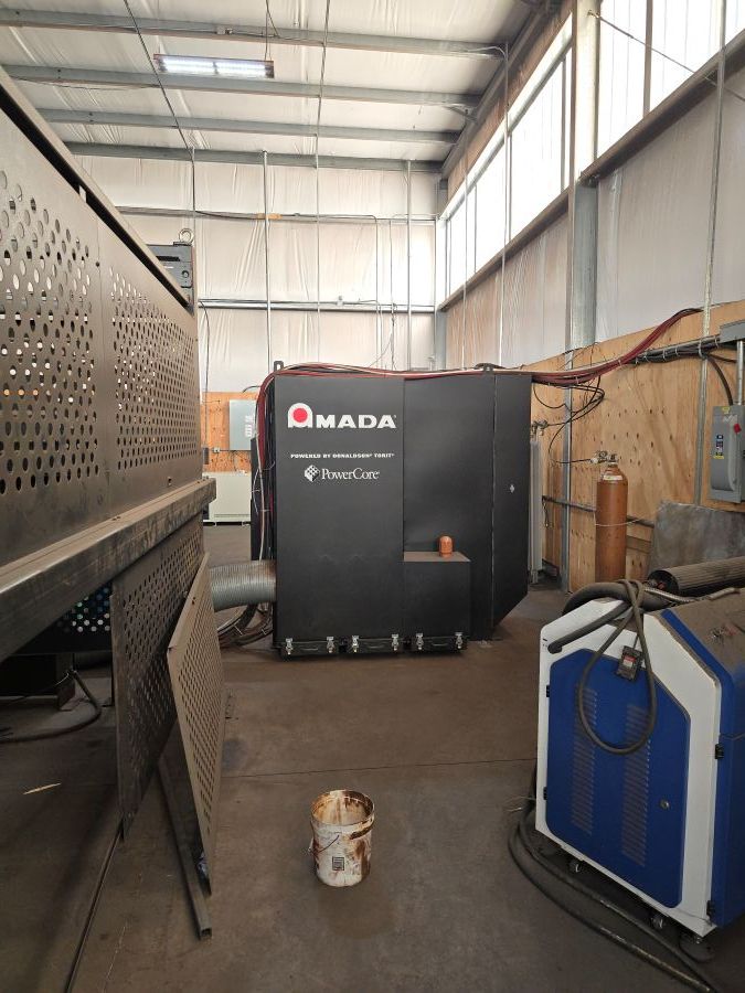 1141-Amada-ENSIS-3015AJ-2kW-Dust-Collector