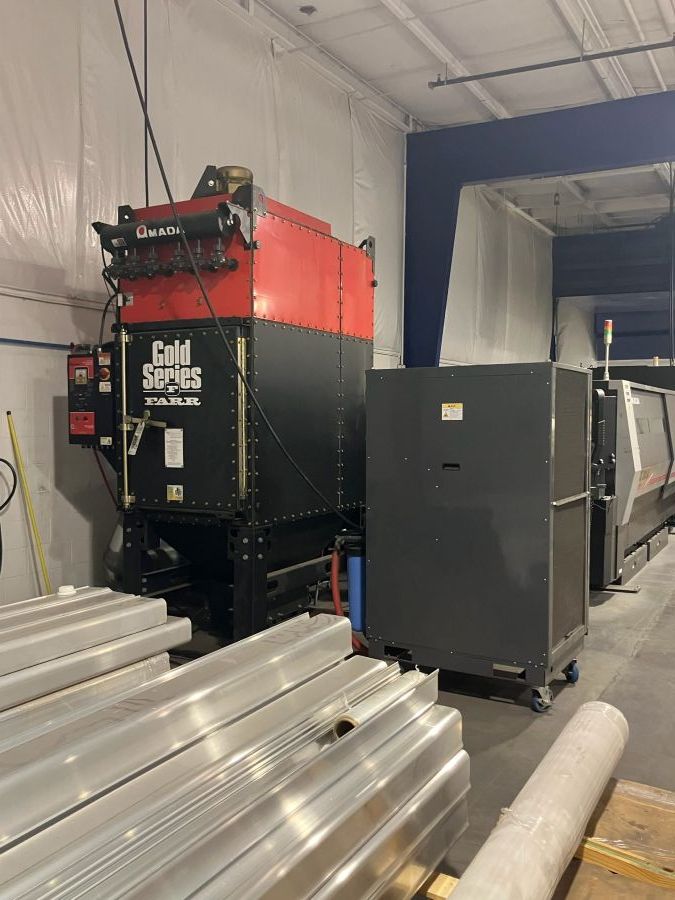 1143-Amada-ENSIS-3015AJ-3kW-Chiller-and-Dust-Collector-2
