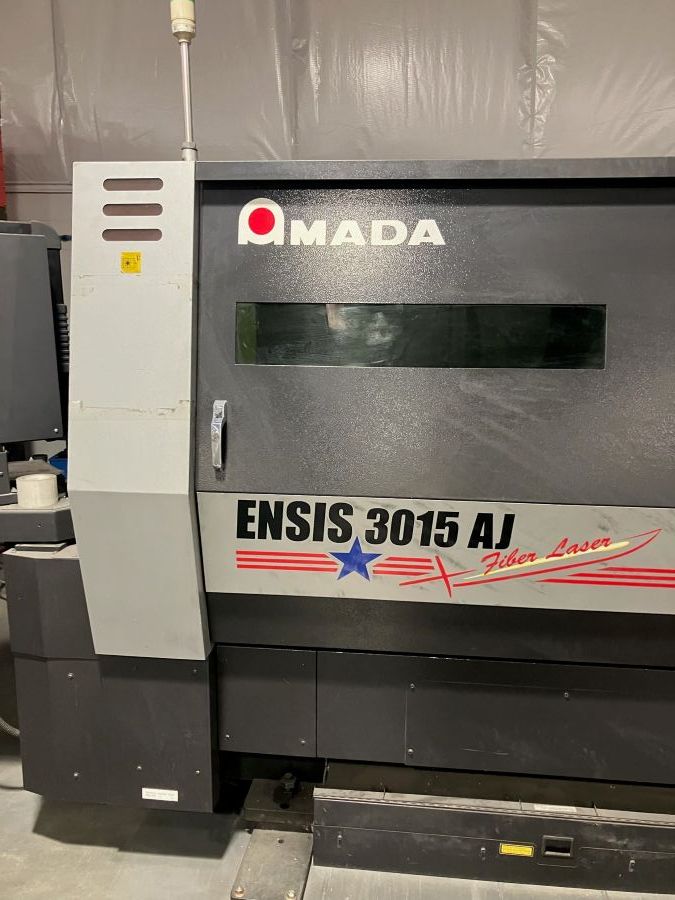 1143-Amada-ENSIS-3015AJ-3kW-Front-close