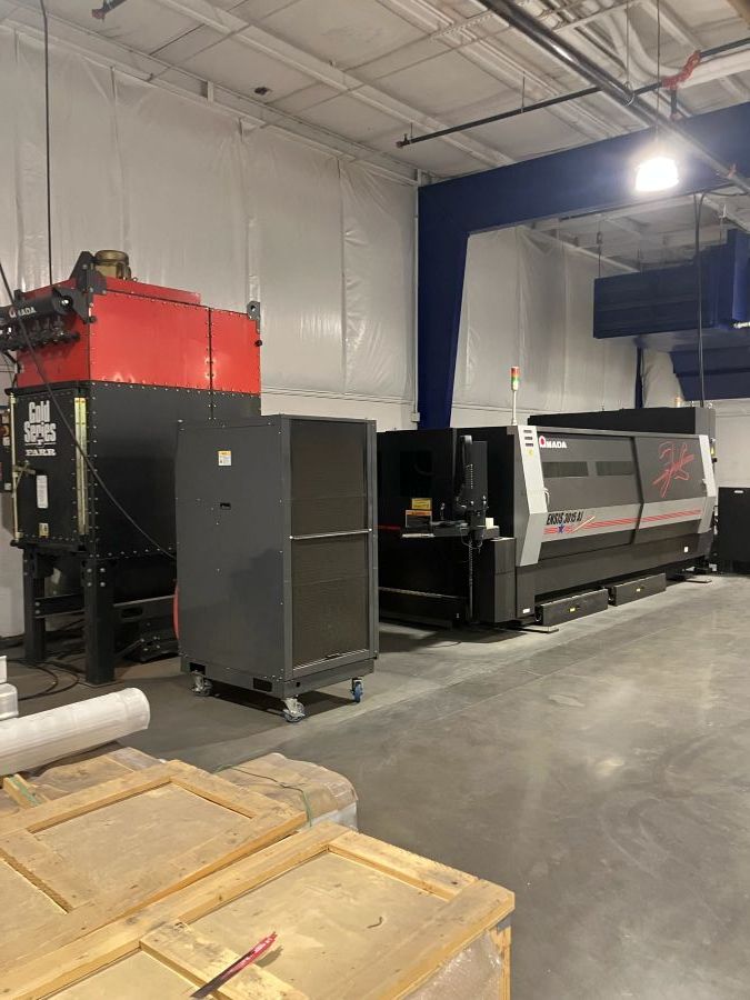 1143-Amada-ENSIS-3015AJ-3kW-machine