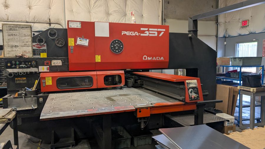 1162-Amada-Pega-357-OpSide-1