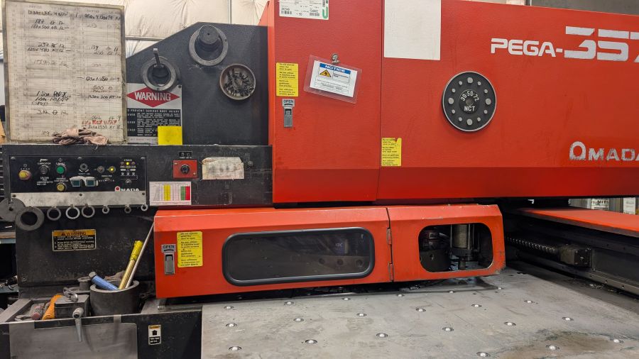 1162-Amada-Pega-357-OpSide-2