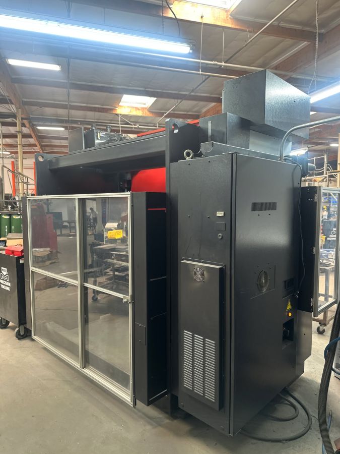 1174-Amada-HD-8025-NT-Back