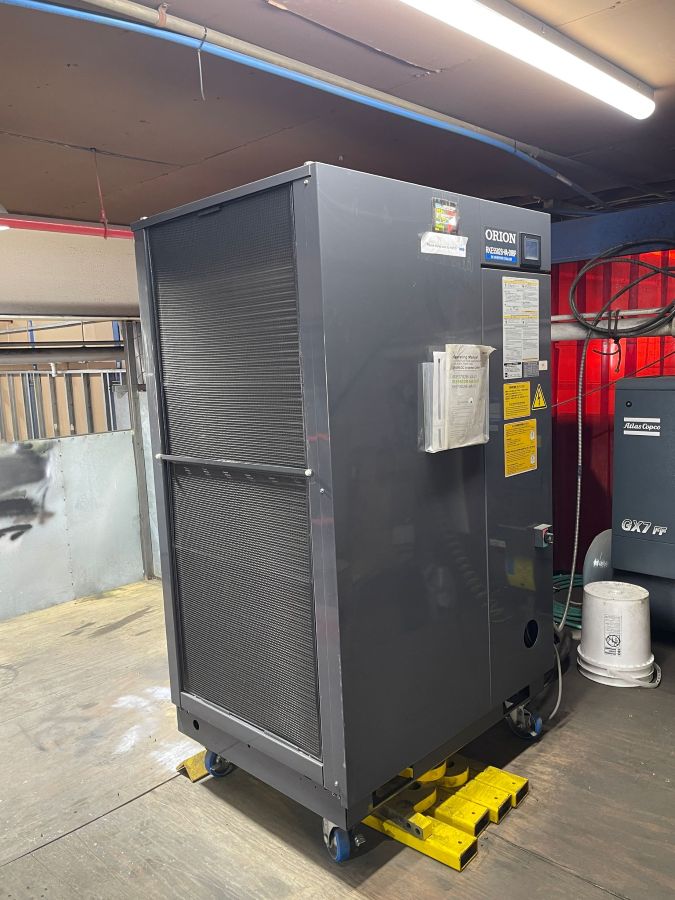 1185-Amada-ENSIS-3015AJ-3kW-Orion-Chiller-2