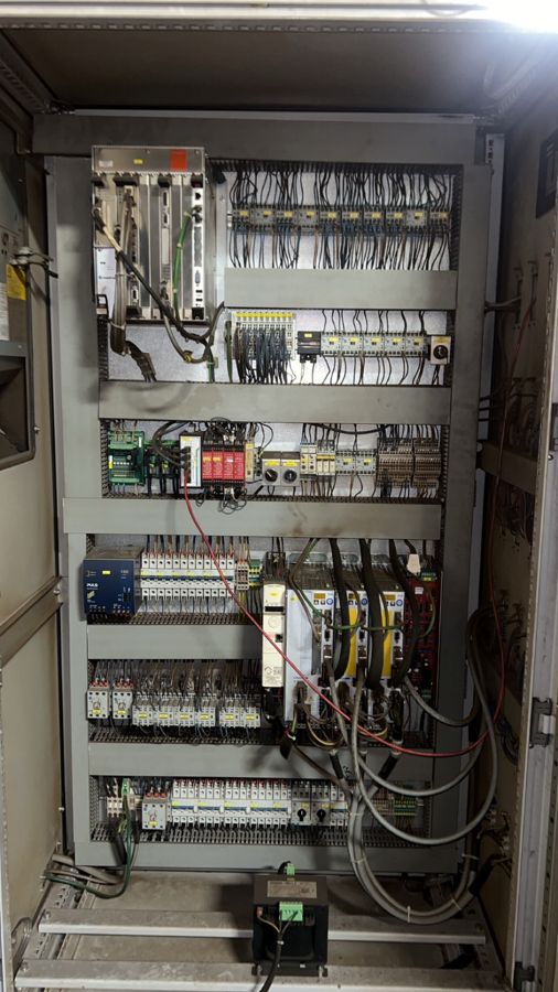 1186-Bystronic-BySmart-Fiber-3015-3kW-Electrical-Cabinet