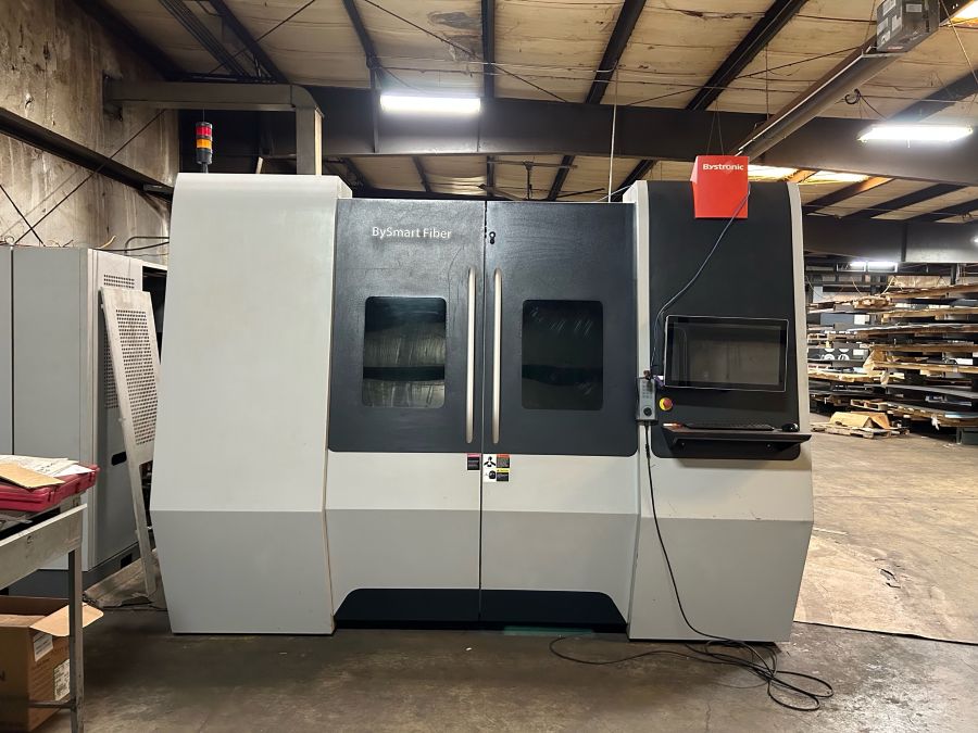 1186-Bystronic-BySmart-Fiber-3015-3kW-Op-End