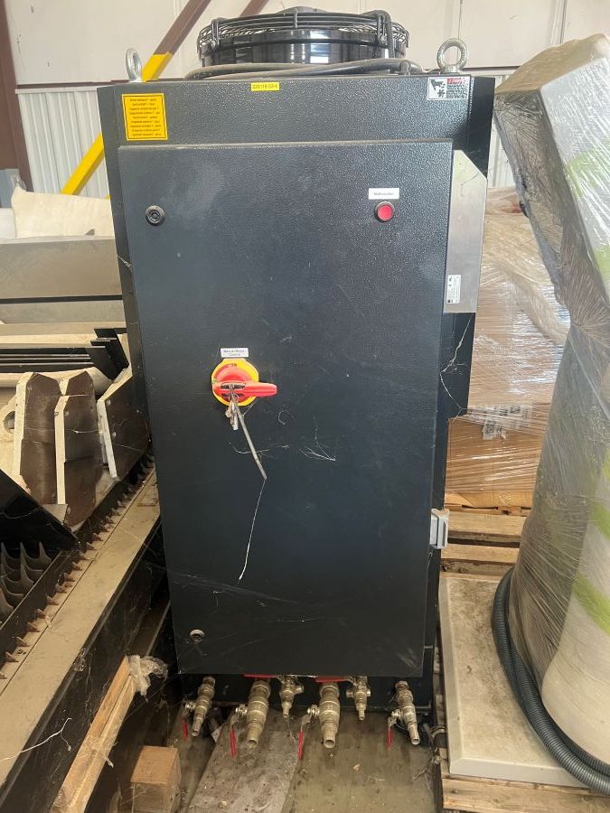 1200-Alpha-Lazer-Fiber-M-4020-6kW-Chiller