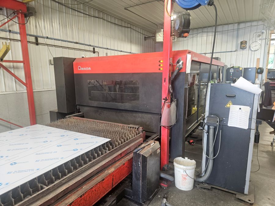 1206-Amada-FOM2-3015NT-Angle