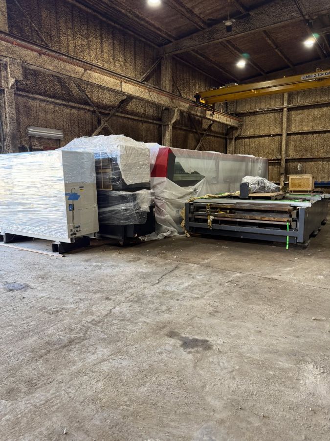 1209-Mitsubishi-ML-4020NX-Machine-and-Shuttle-Tables