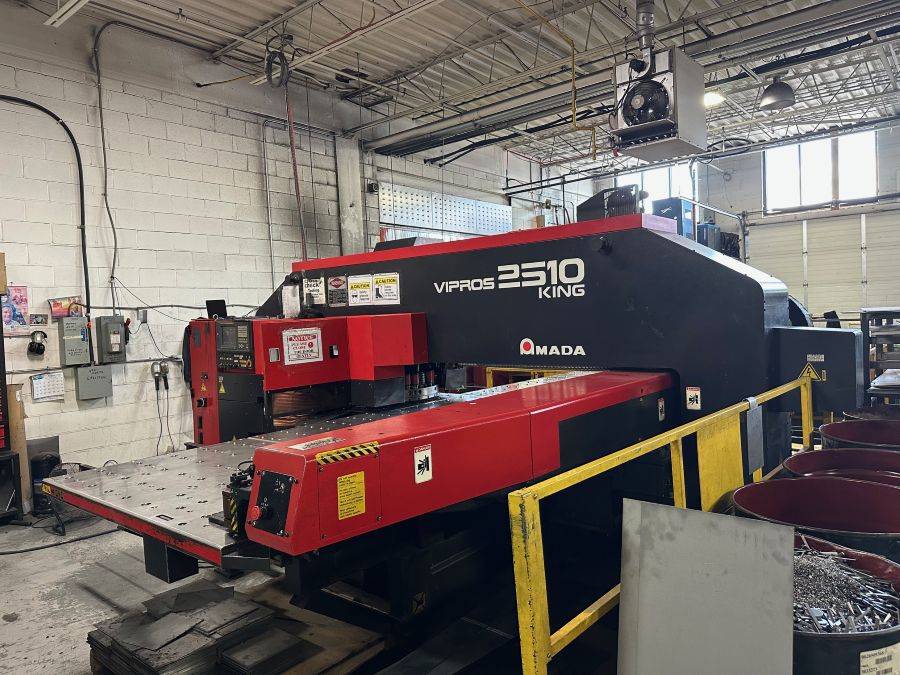 1212-Amada-Vipros-King-2510-Op-Side-X-Axis