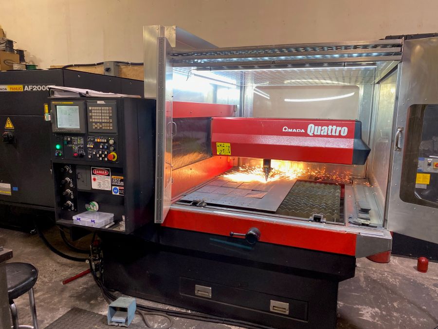 1213-Amada-Quattro-2kW-Op-Side