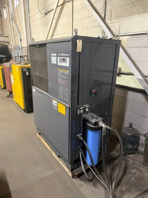 1252-Amada-ENSIS-3015AJ-Fiber-Chiller