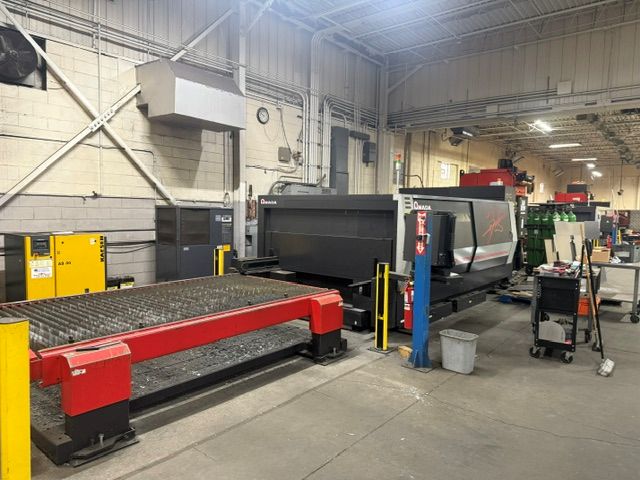 1252-Amada-ENSIS-3015AJ-Fiber-Whole-Machine