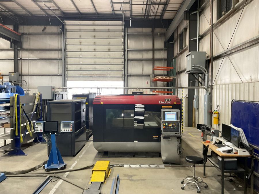 1261-Amada-LC3015F1NT-4kW-Op-End