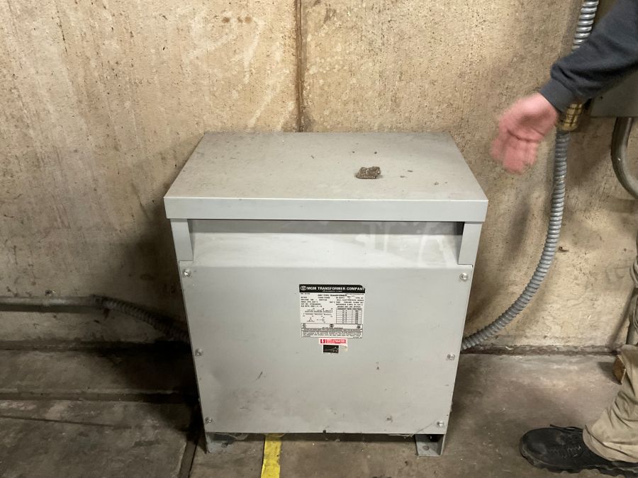1262-Amada-HDS-8025NT-Transformer