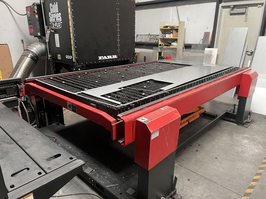 1268-Amada-ENSIS-3015AJ-Fiber-3kW-Shuttle-Table-1