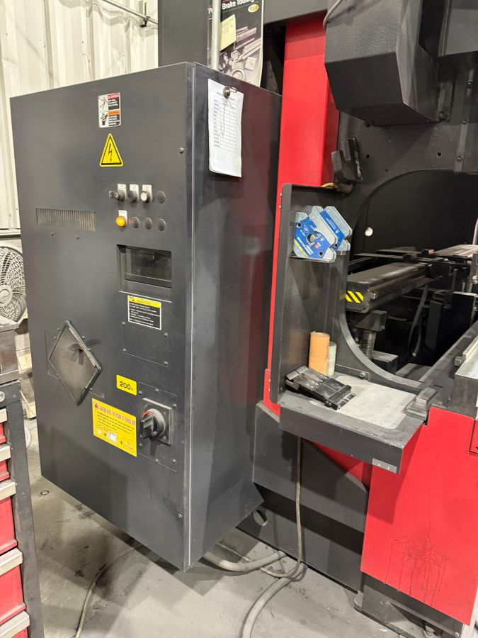 1269-Amada-HDS-8025NT-Press-Brake-Side