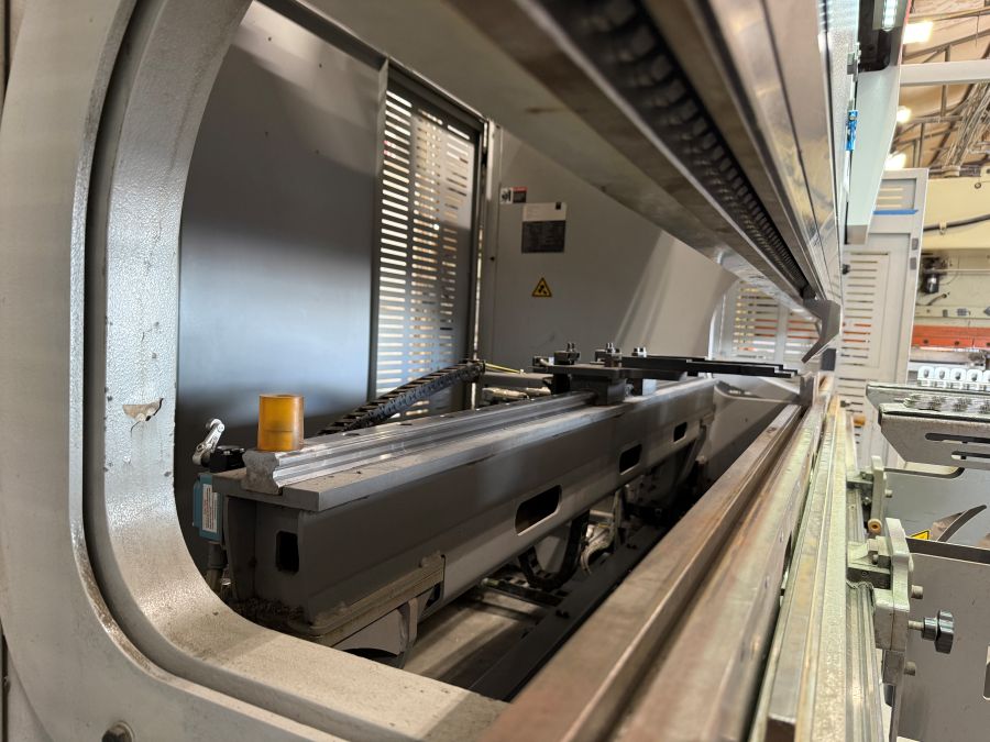 1274-Bystronic-Xact-Smart-160-3100-Backgauge-and-Bed