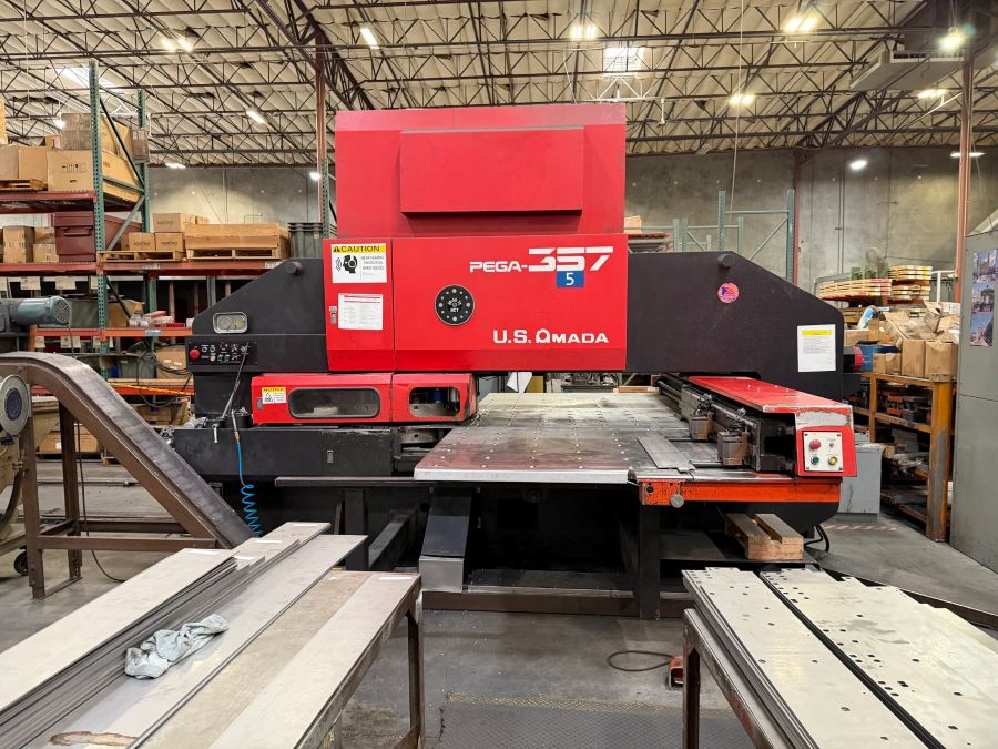 1290-Amada-Pega-357-Front
