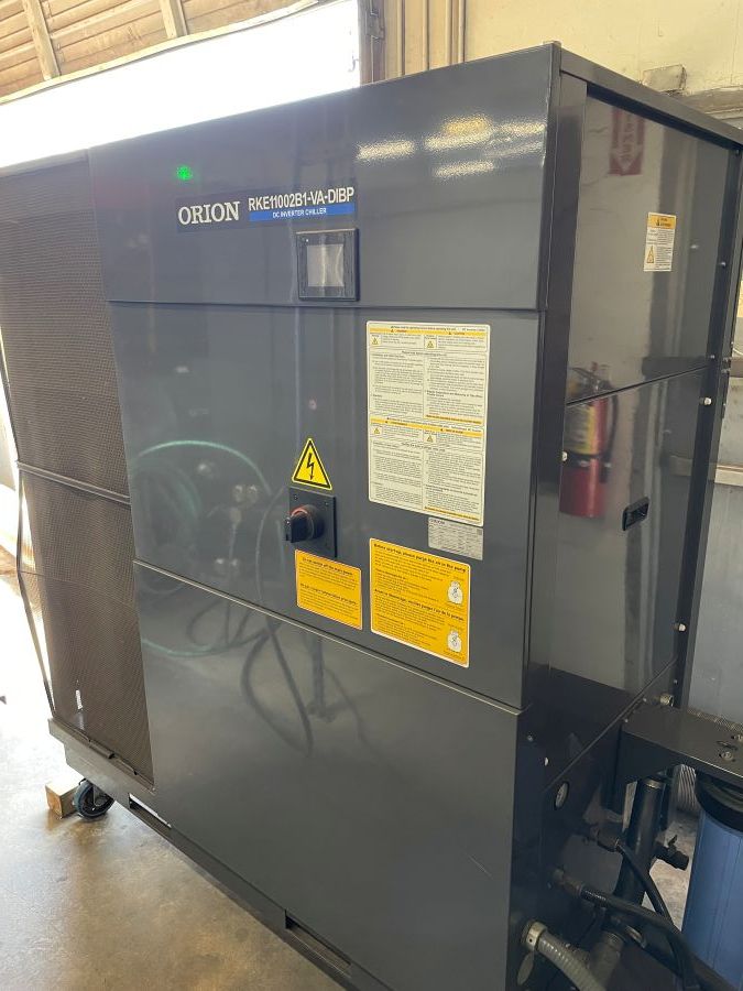 1301-Amada-Regius-3015AJ-Fiber-Chiller