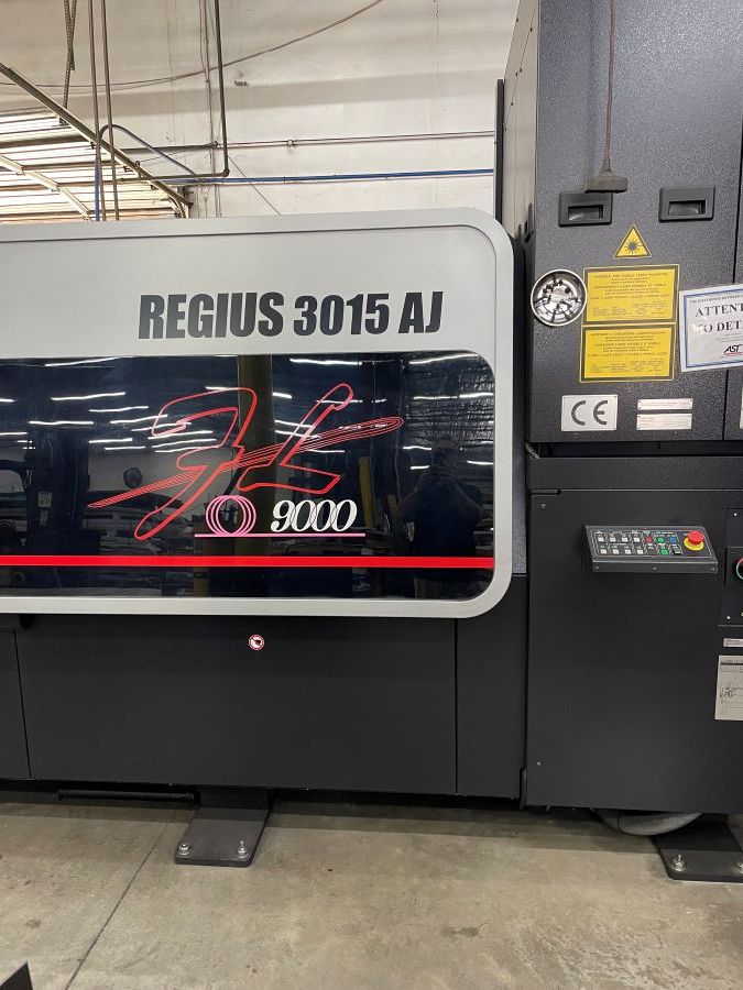 1301-Amada-Regius-3015AJ-Fiber-Side