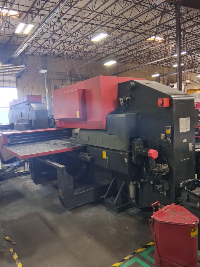 1310-Amada-Coma-557LS-Turret-Back