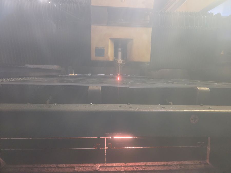 1321-Trumpf-TruLaser-3030-4kW-cutting-head