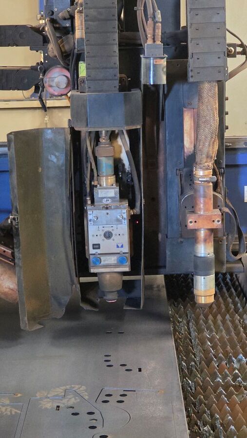 1345-Messer-MetalMaster-Xcel-Fiber-Laser-Plasma-Cutting-Heads-2