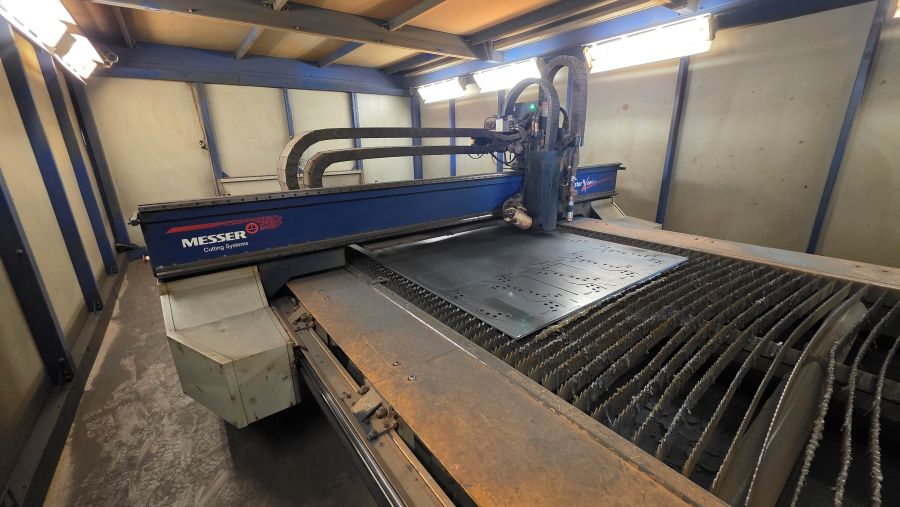 1345-Messer-MetalMaster-Xcel-Fiber-Laser-Plasma-Shuttle-Table