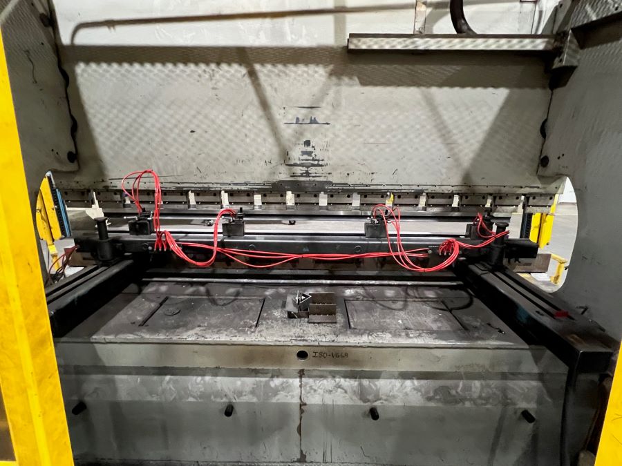688-Amada-FBD-2003-backgauge