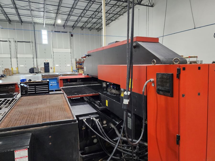 722-Amada-Vipros-255-table
