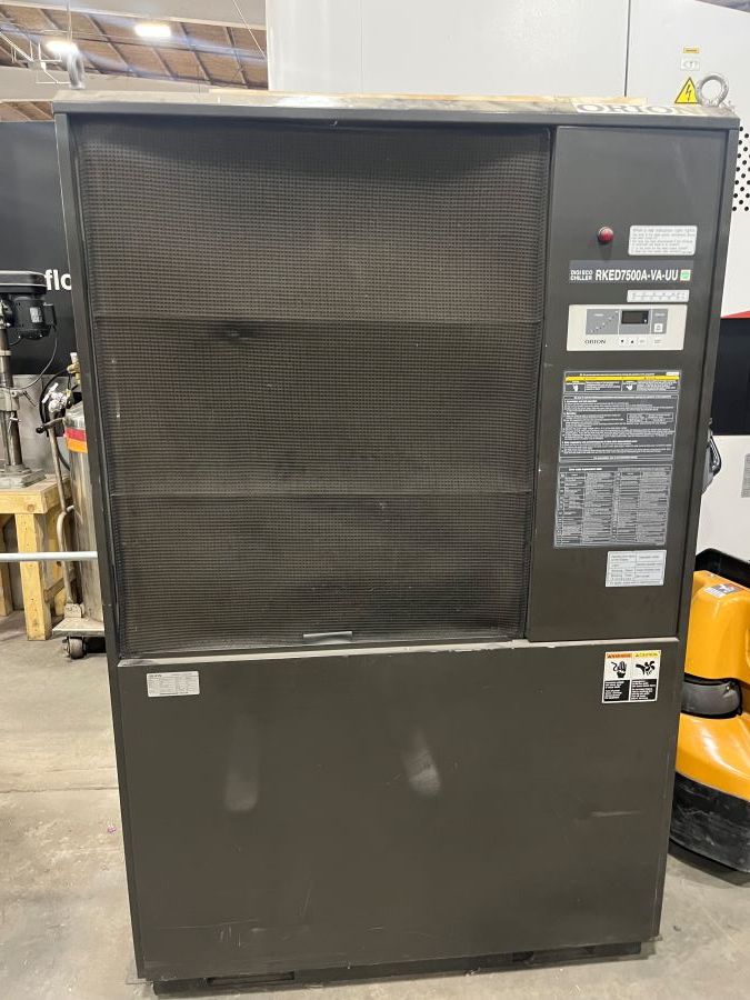 726-Amada-LC2012C1-chiller