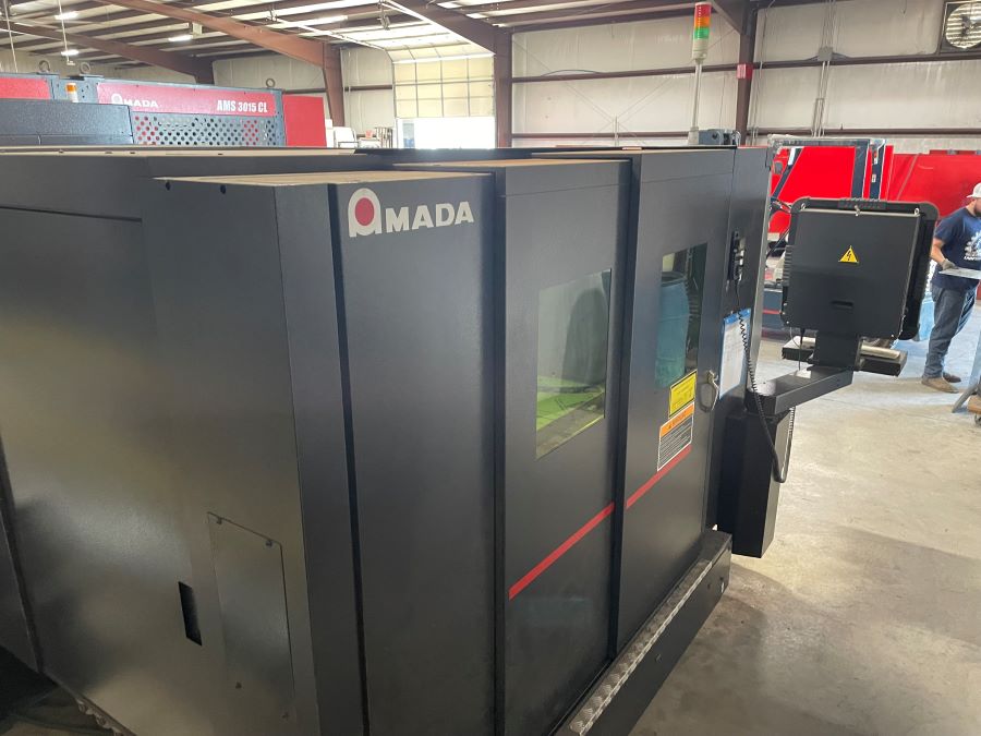 737-6000-Watt-Amada-Ensis-3015AJ-op-end