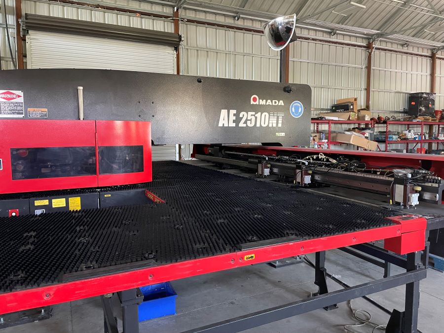 739-Amada-AE-2510-NT-Side
