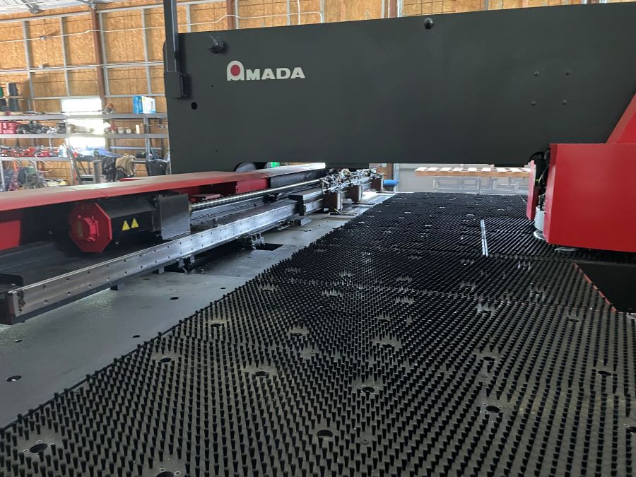 739-Amada-AE-2510-NT-Table