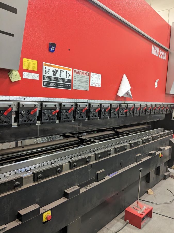 746-Amada-HRB2204-front