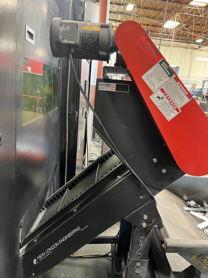 755-Amada-LC2515C1-conveyor-side