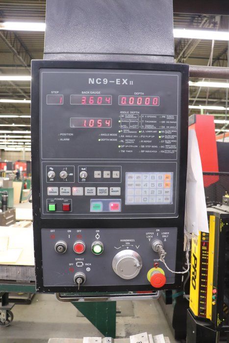 792-88-Ton-Amada-FBD8025-control