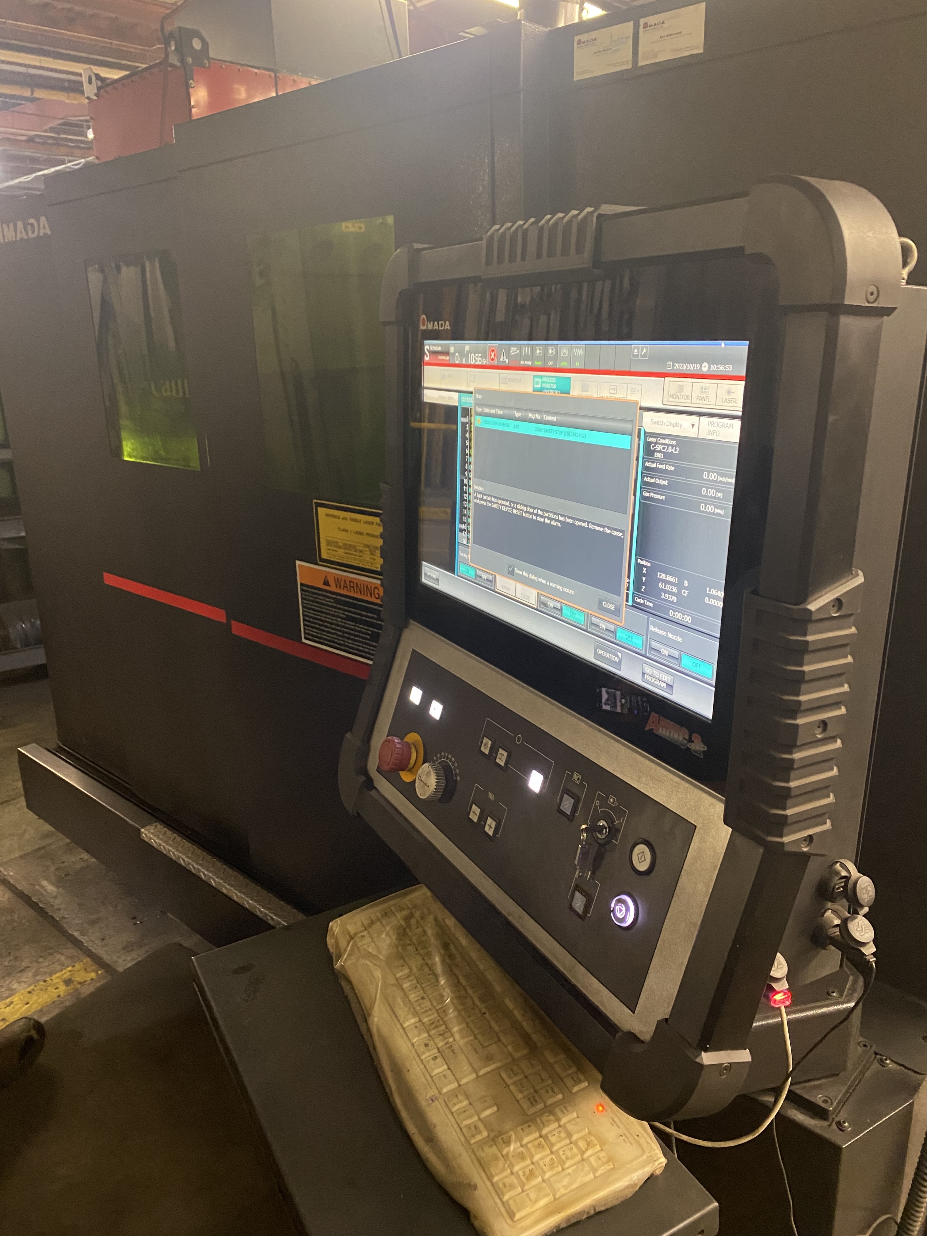 817-Amada-Ensis-3015AJ-Control