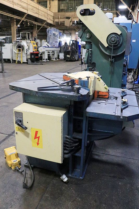 831-Amada-Notcher-Side-1